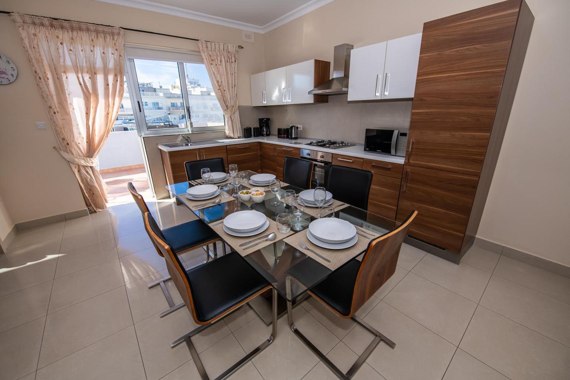 Апартаменты Francis Flats Modern Penthouse Меллиеха Экстерьер фото